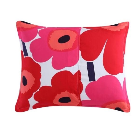 Marimekko Unikko Red Comforter Set - Full - Queen
Cotton, Percale Cotton - Picture 4 of 12